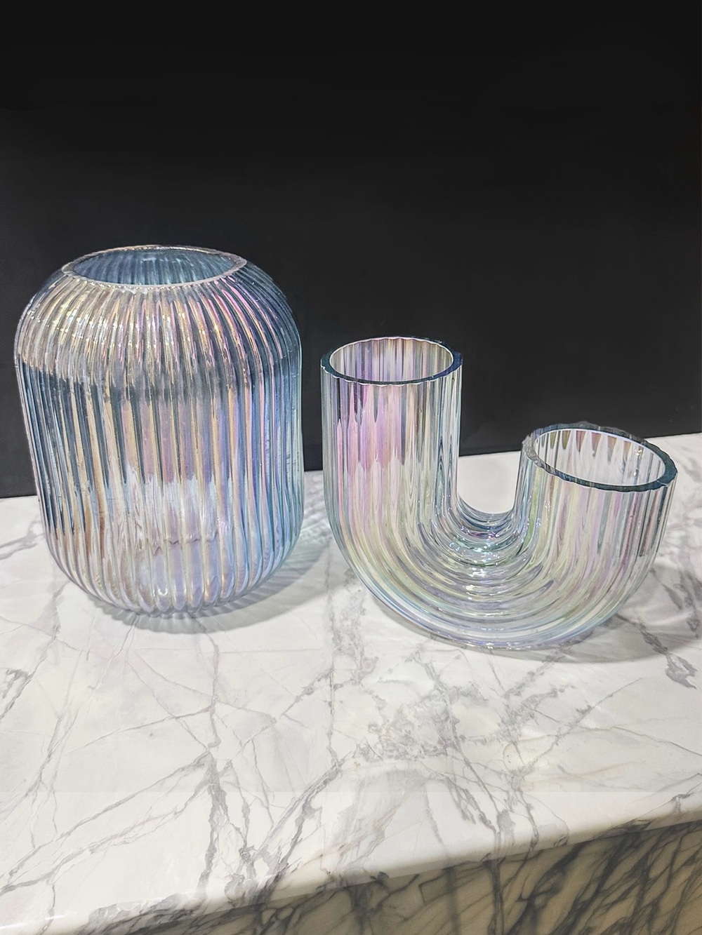 Ikea Blue Pearl Iridescent RÄFFELBJÖRK Vases (set of 2)